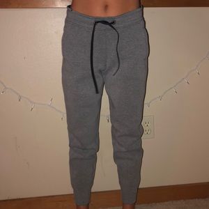 grey lulu joggers